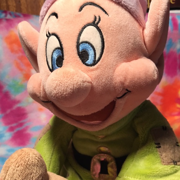 20”x12” Super Soft, Plushy, Beanie, Dopey - Picture 5 of 5